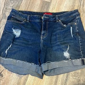 Distressed shorts